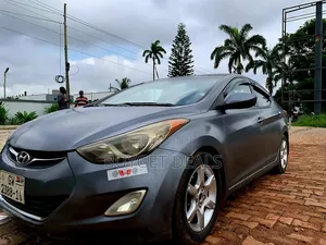 Hyundai Elantra 2012 Gray