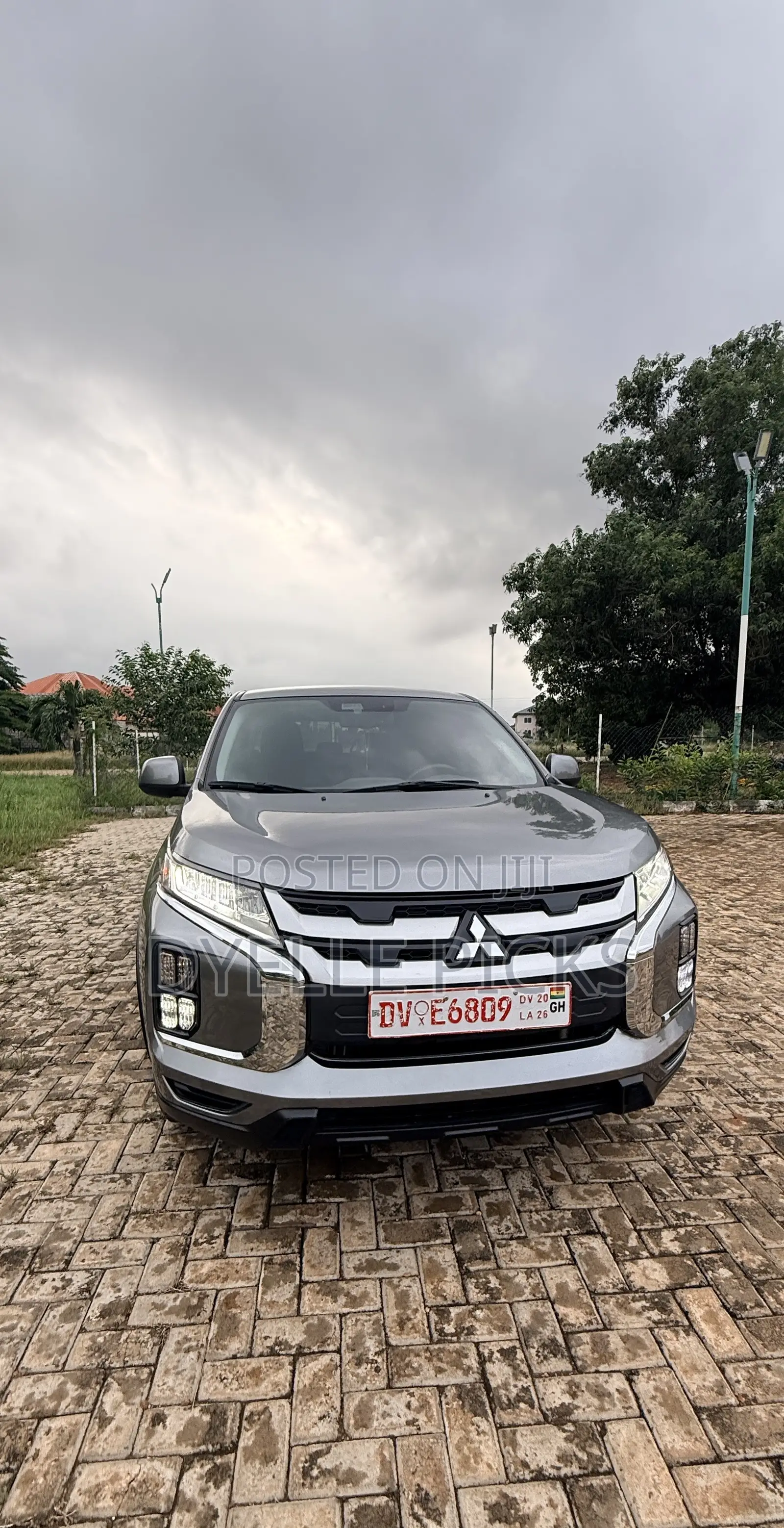 Mitsubishi Outlander Sport SE 2022 Gray