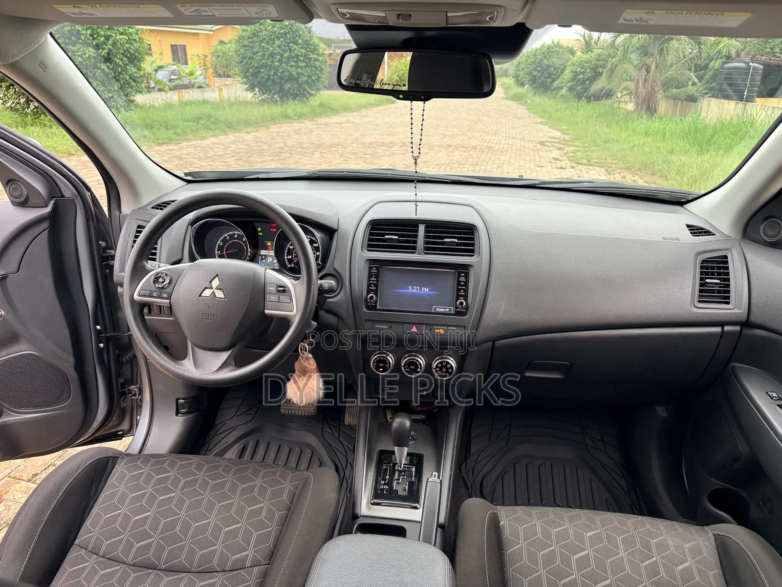 Mitsubishi Outlander Sport SE 2022 Gray