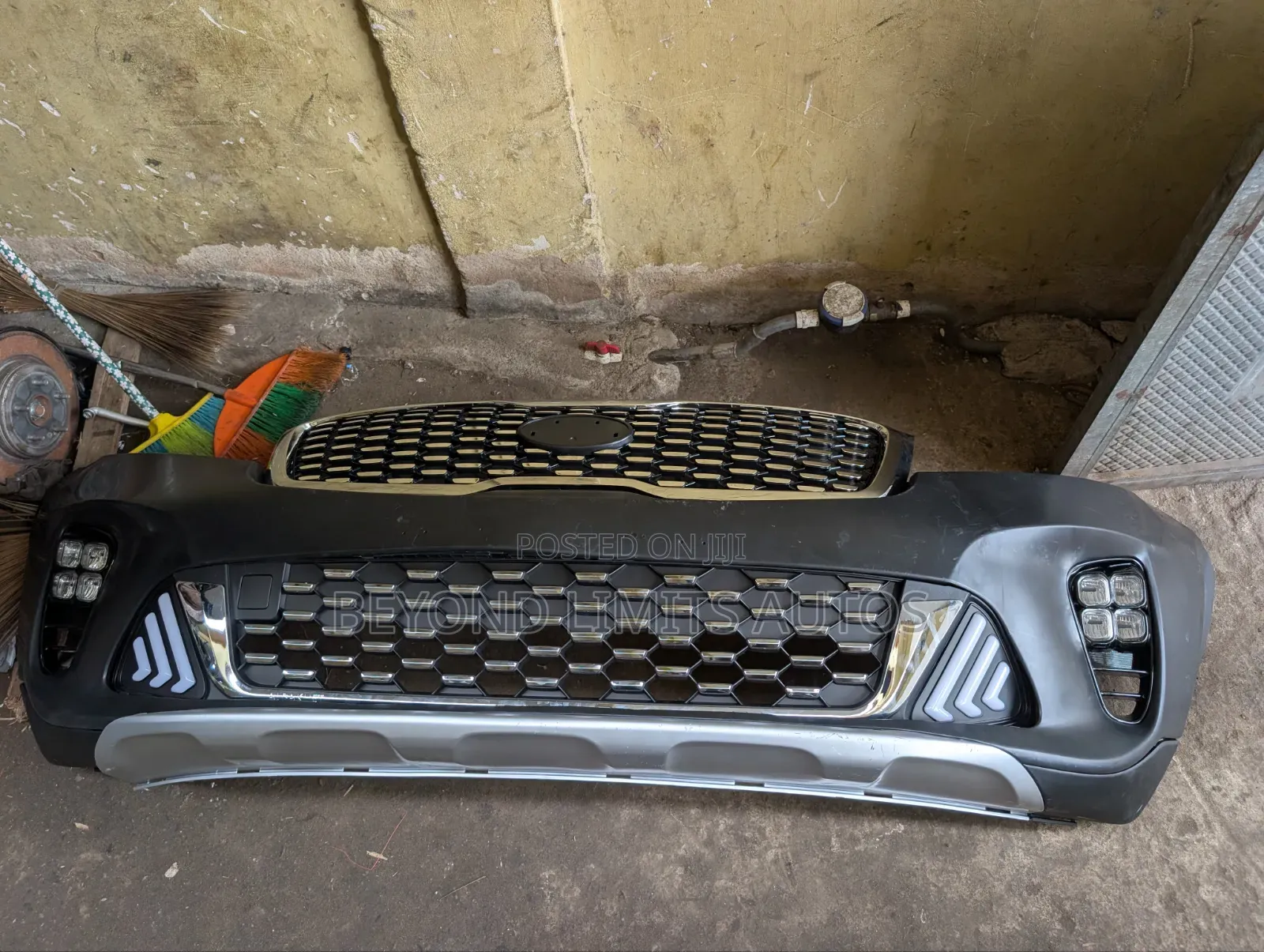 Kia Sorento 2016,2017,2018,2019 Complete Front Bumper Spec