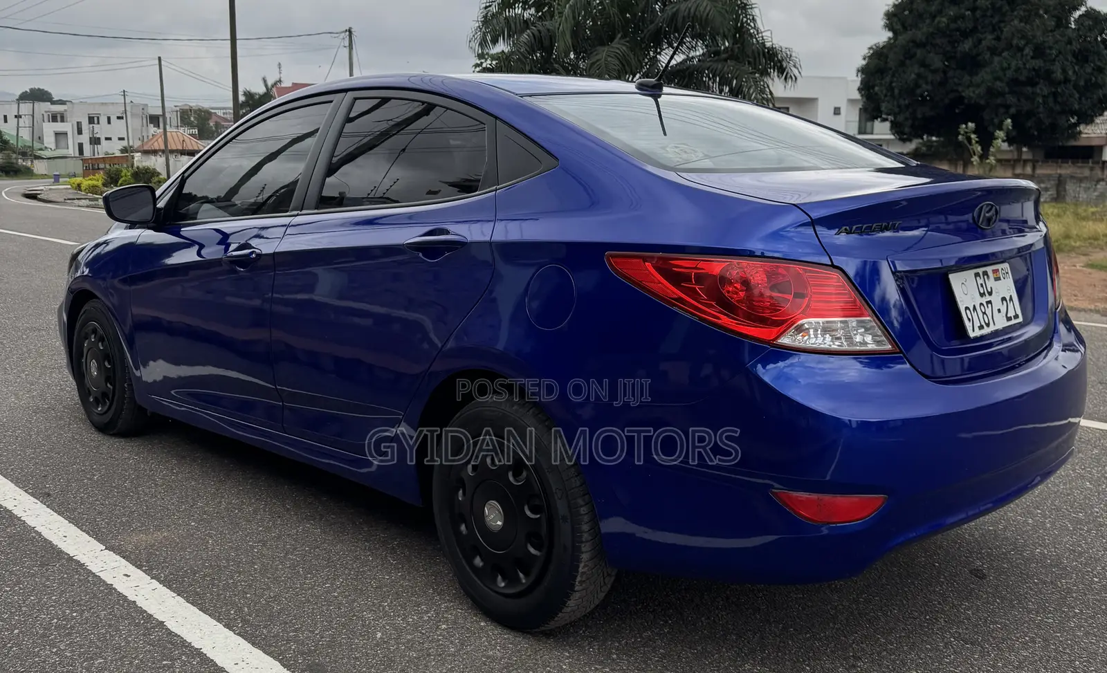 Hyundai Accent GLS 2013 Blue