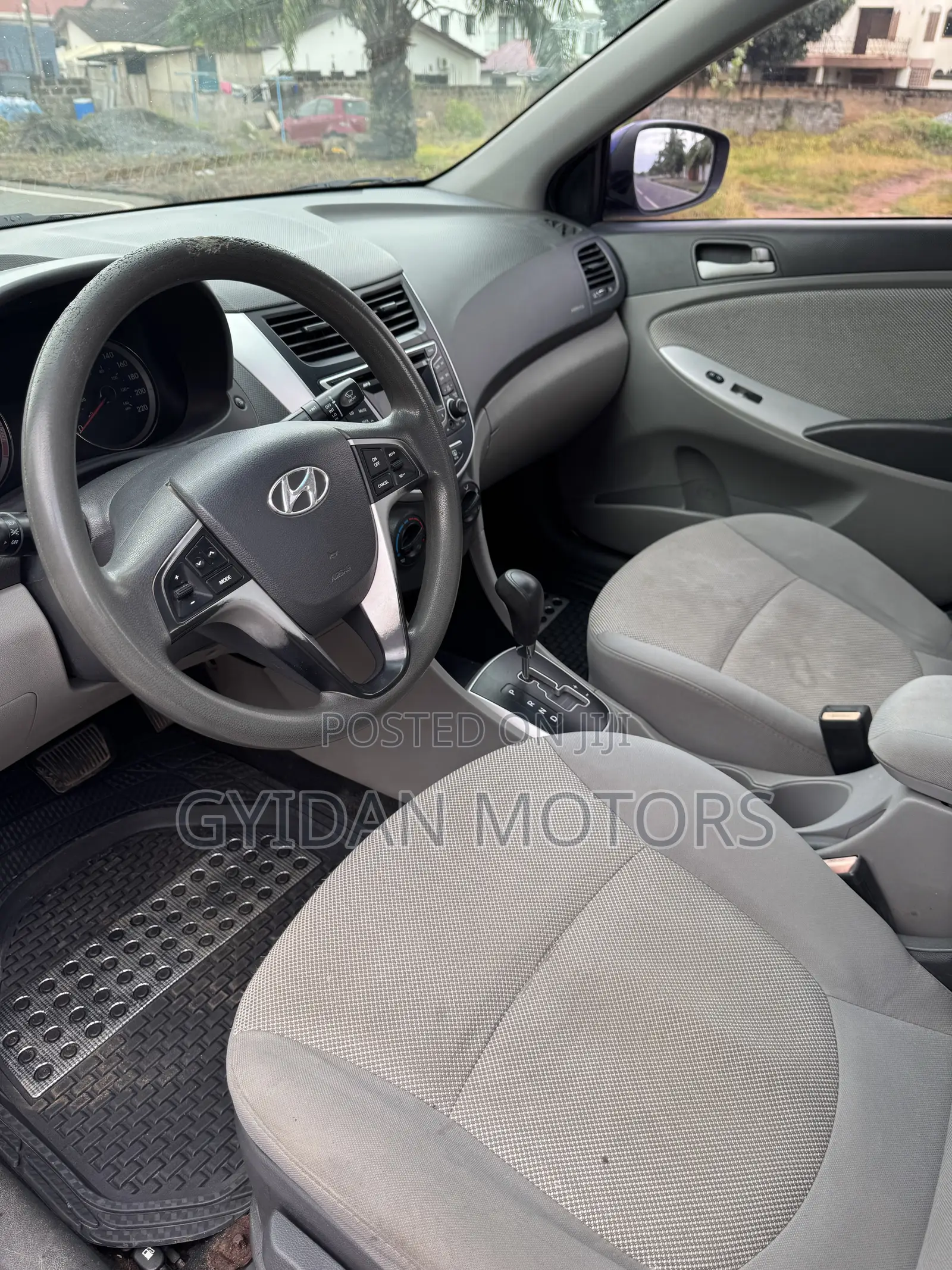 Hyundai Accent GLS 2013 Blue