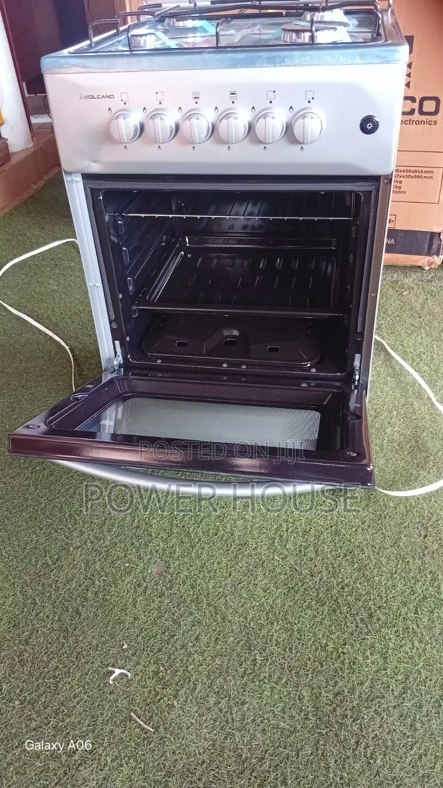 Volcano 3 Gas + 1 Electric Cooker – Fast Cooking, Durable Stylish