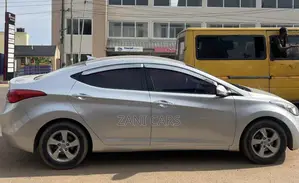 Hyundai Elantra 2012 Silver
