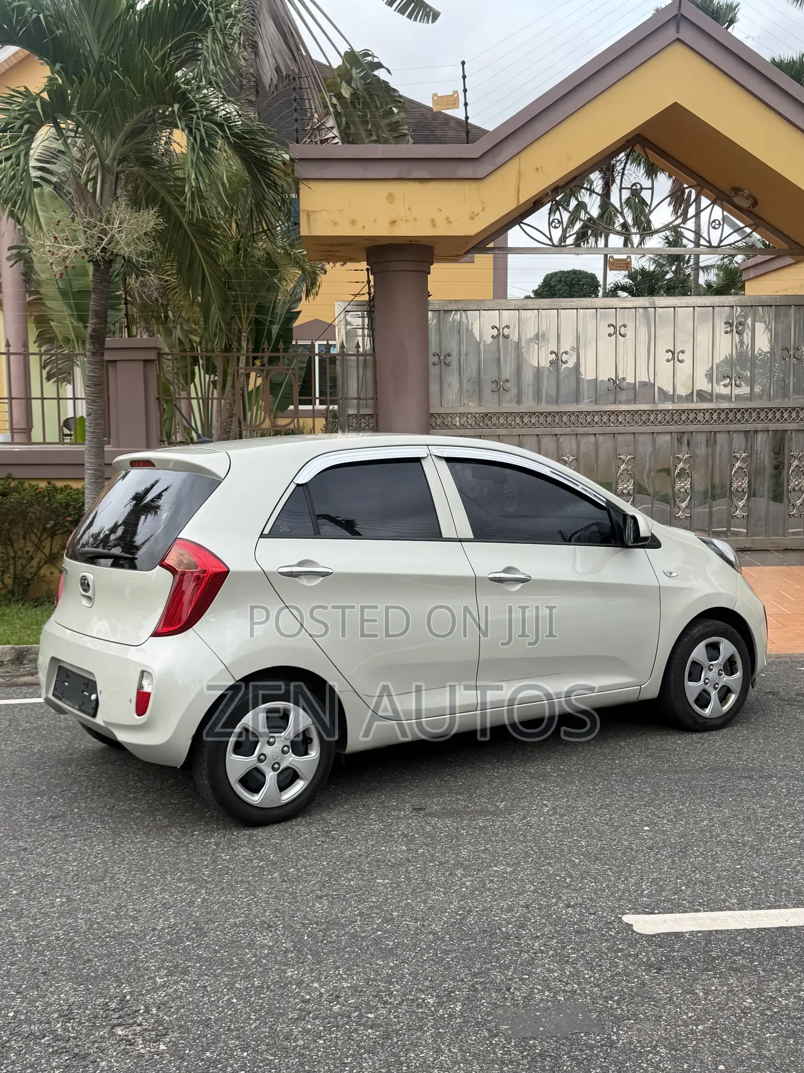 Kia Morning 2015 White
