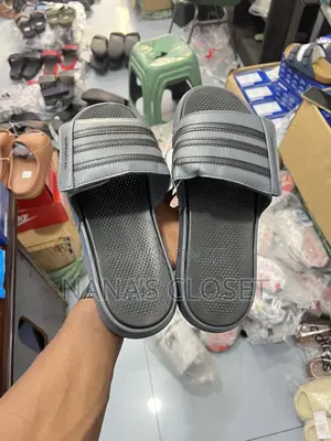 Adidas Superstar Slides