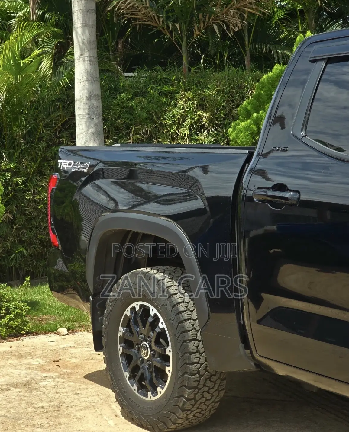 Toyota Tundra 2024 Black