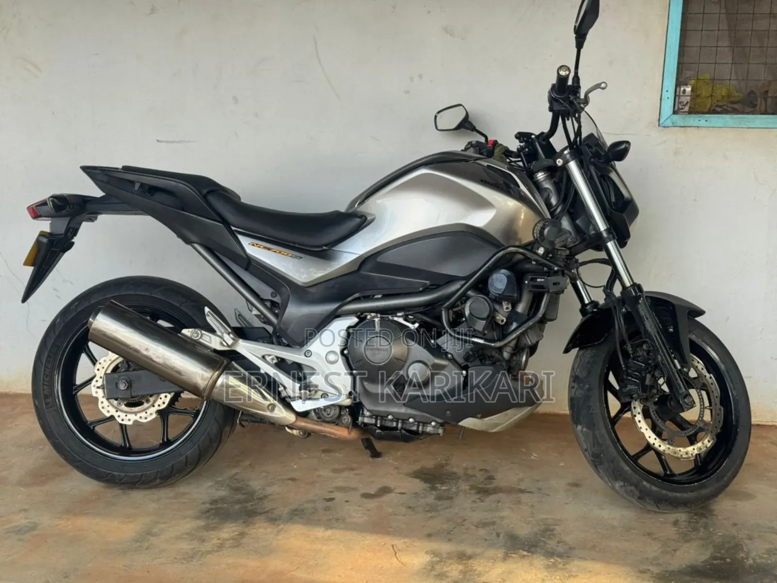 Honda 2012 Gray