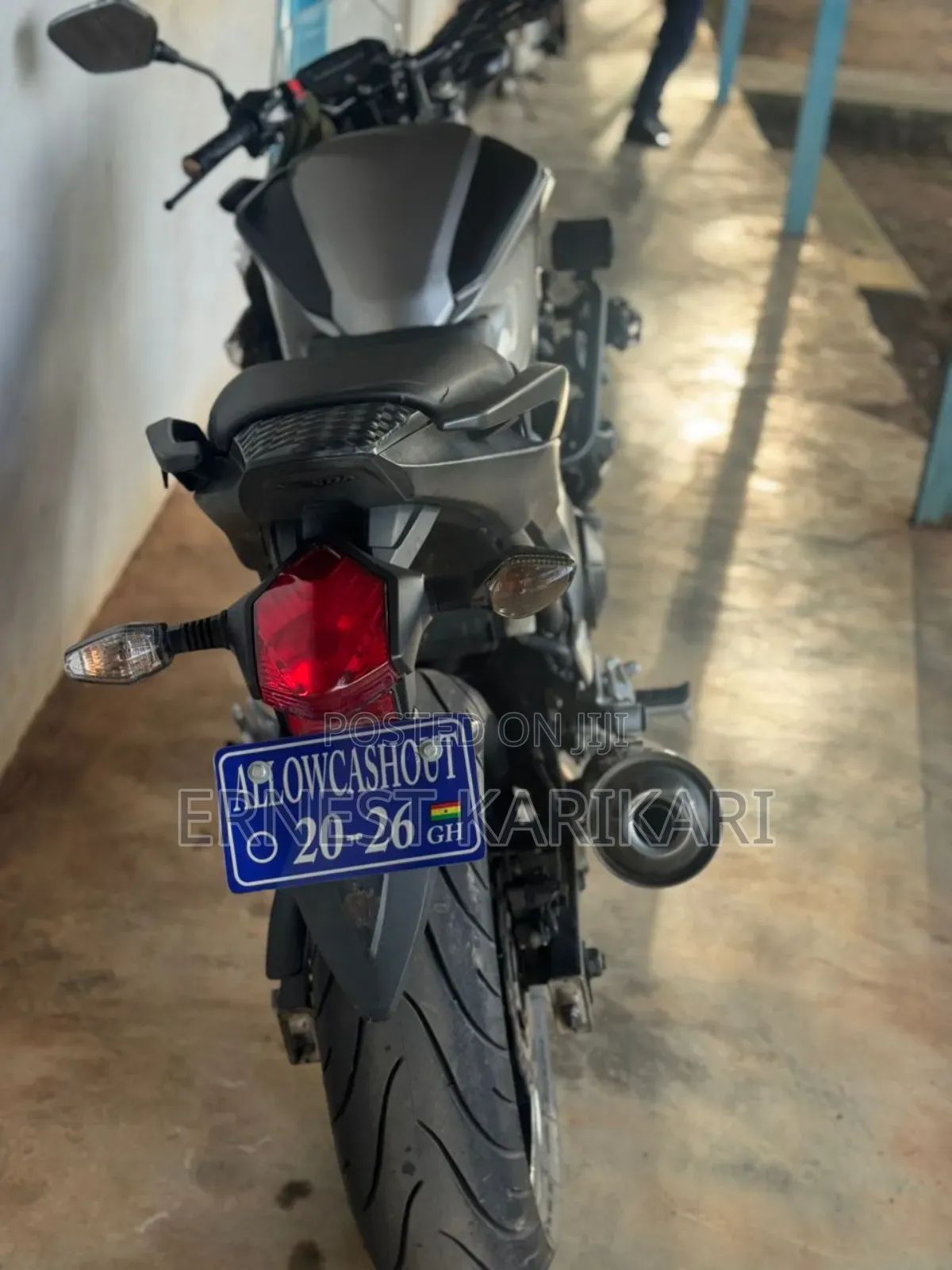 Honda 2012 Gray