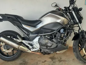 Honda 2012 Gray
