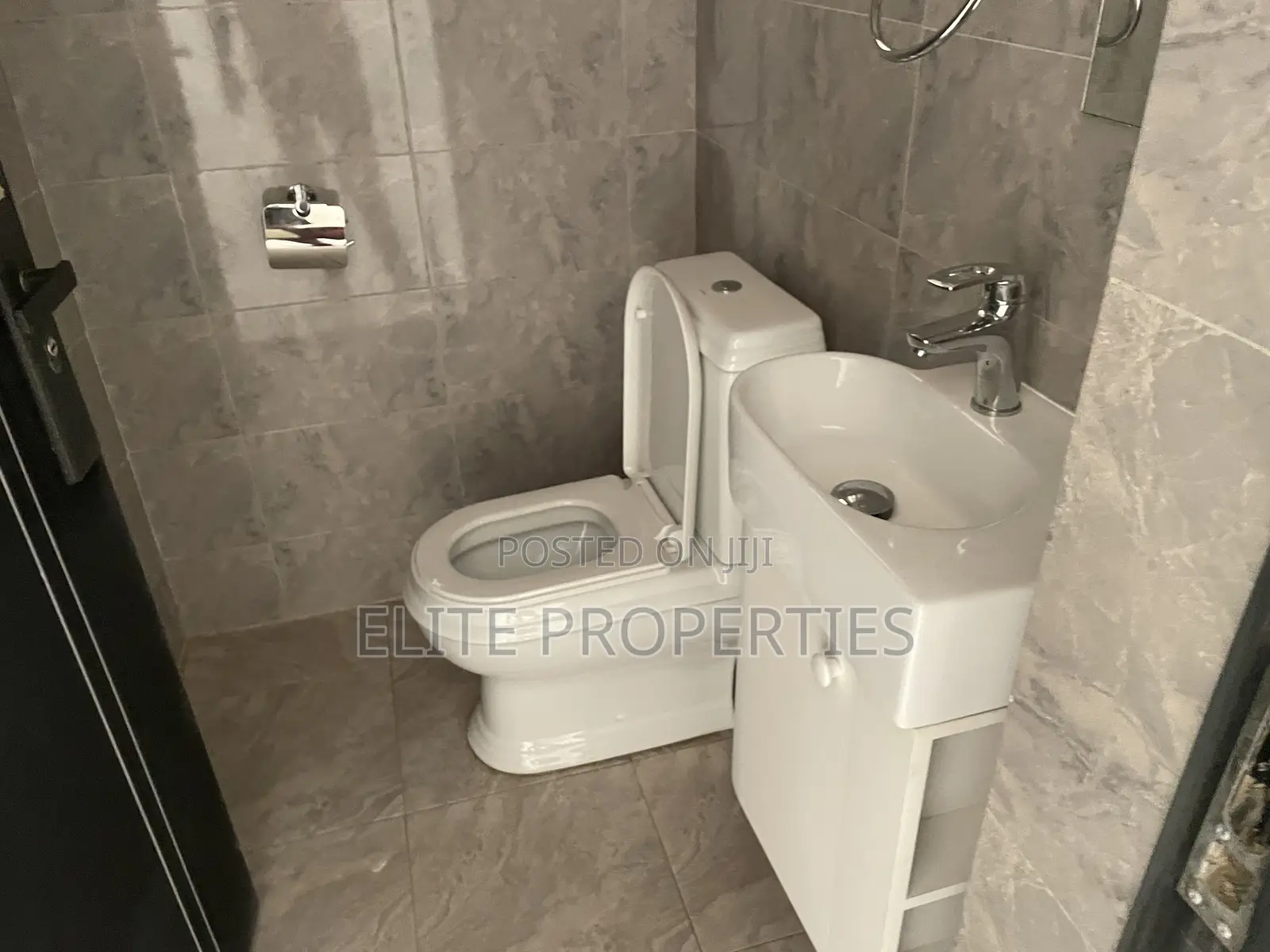 1bdrm Apartment in Dps School Area, Community 25 for rent