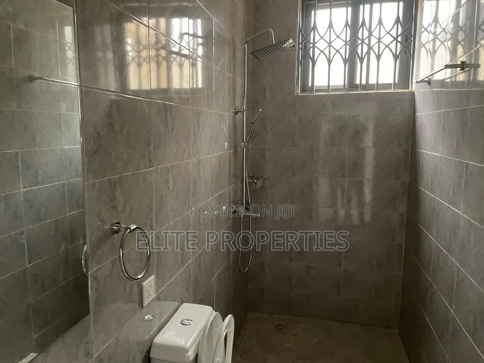 1bdrm Apartment in Dps School Area, Community 25 for rent