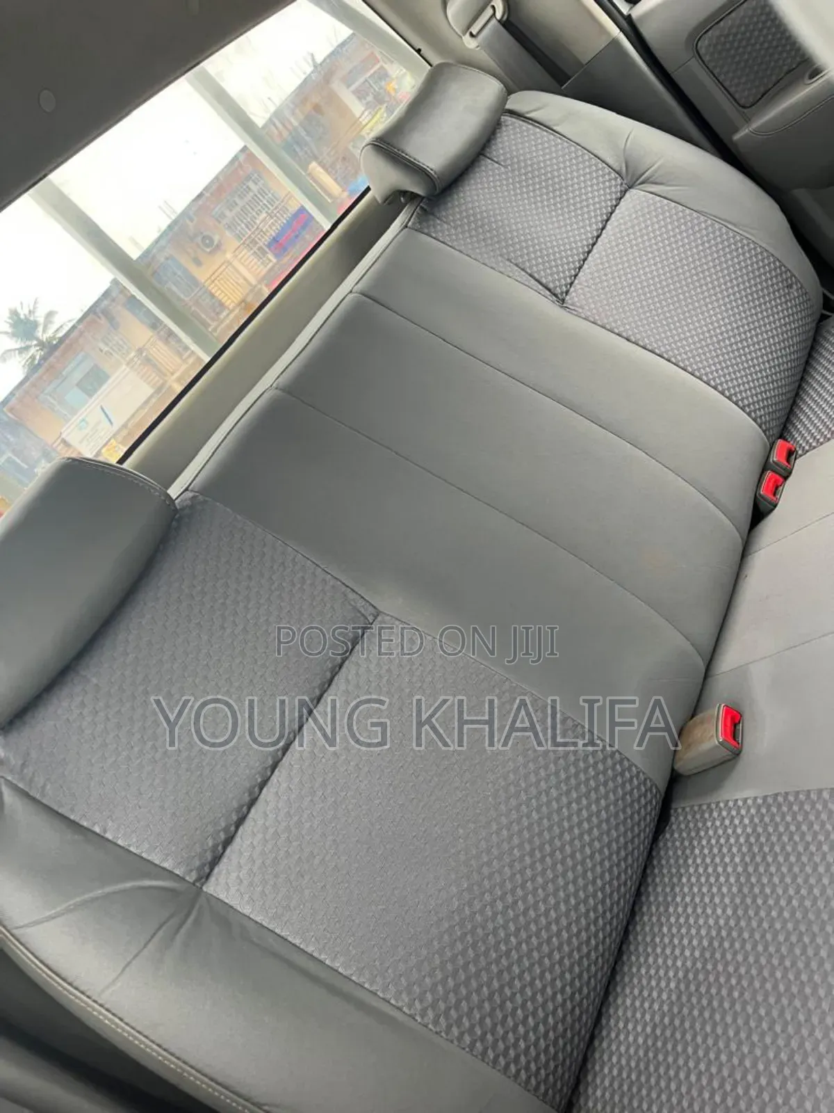 Toyota Hilux 2012 White