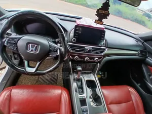 Honda Accord 2019 White