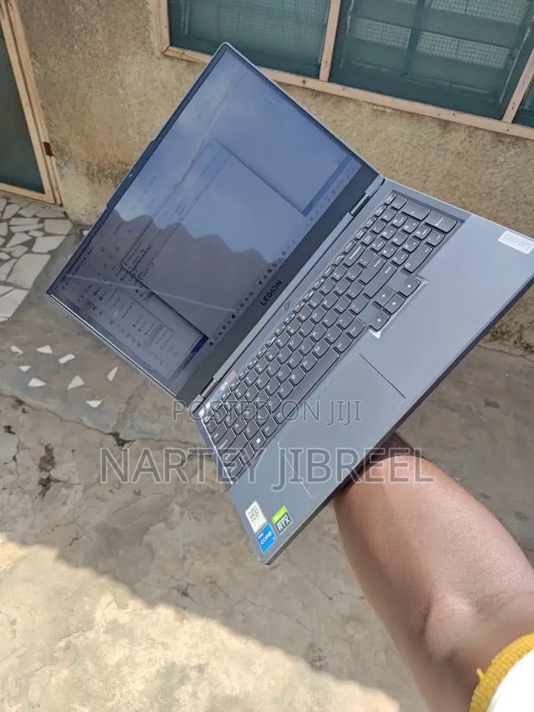 Laptop Lenovo Legion 5 16GB Intel Core i7 SSD 512GB