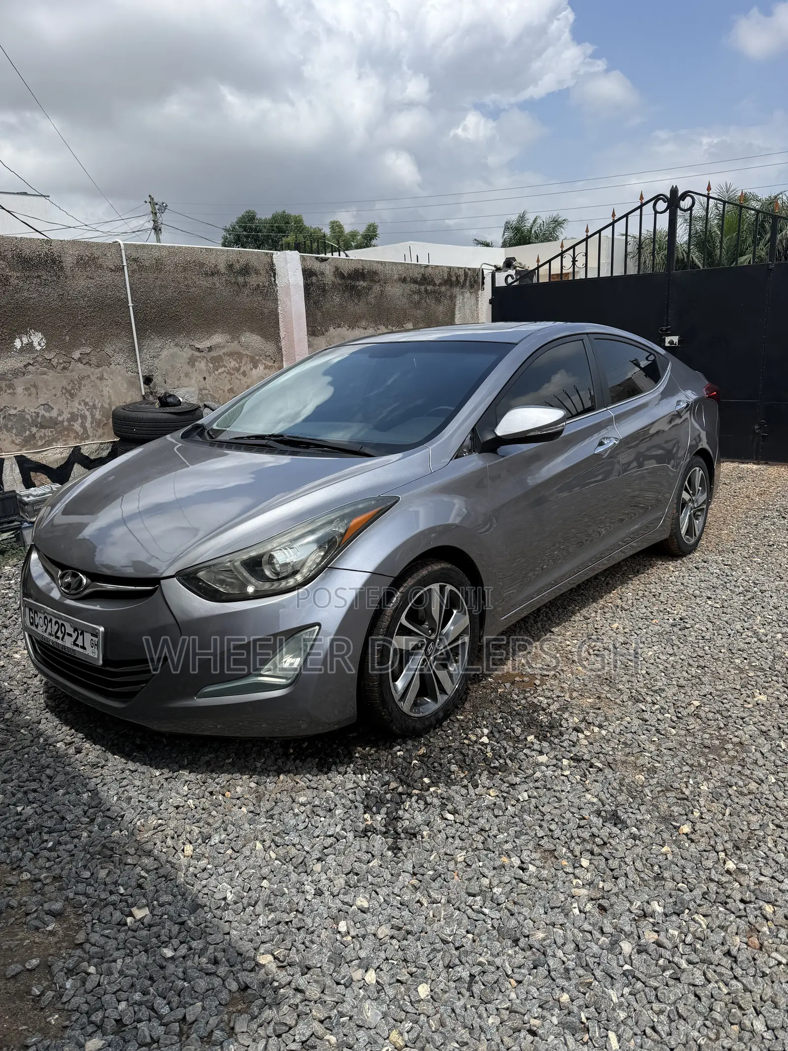 Hyundai Elantra Limited 4dr Sedan (1.8L 4cyl 6A) 2014 Gray