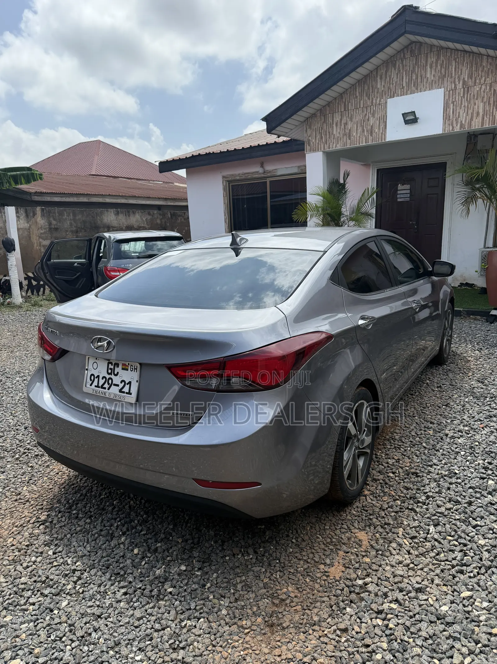 Hyundai Elantra Limited 4dr Sedan (1.8L 4cyl 6A) 2014 Gray