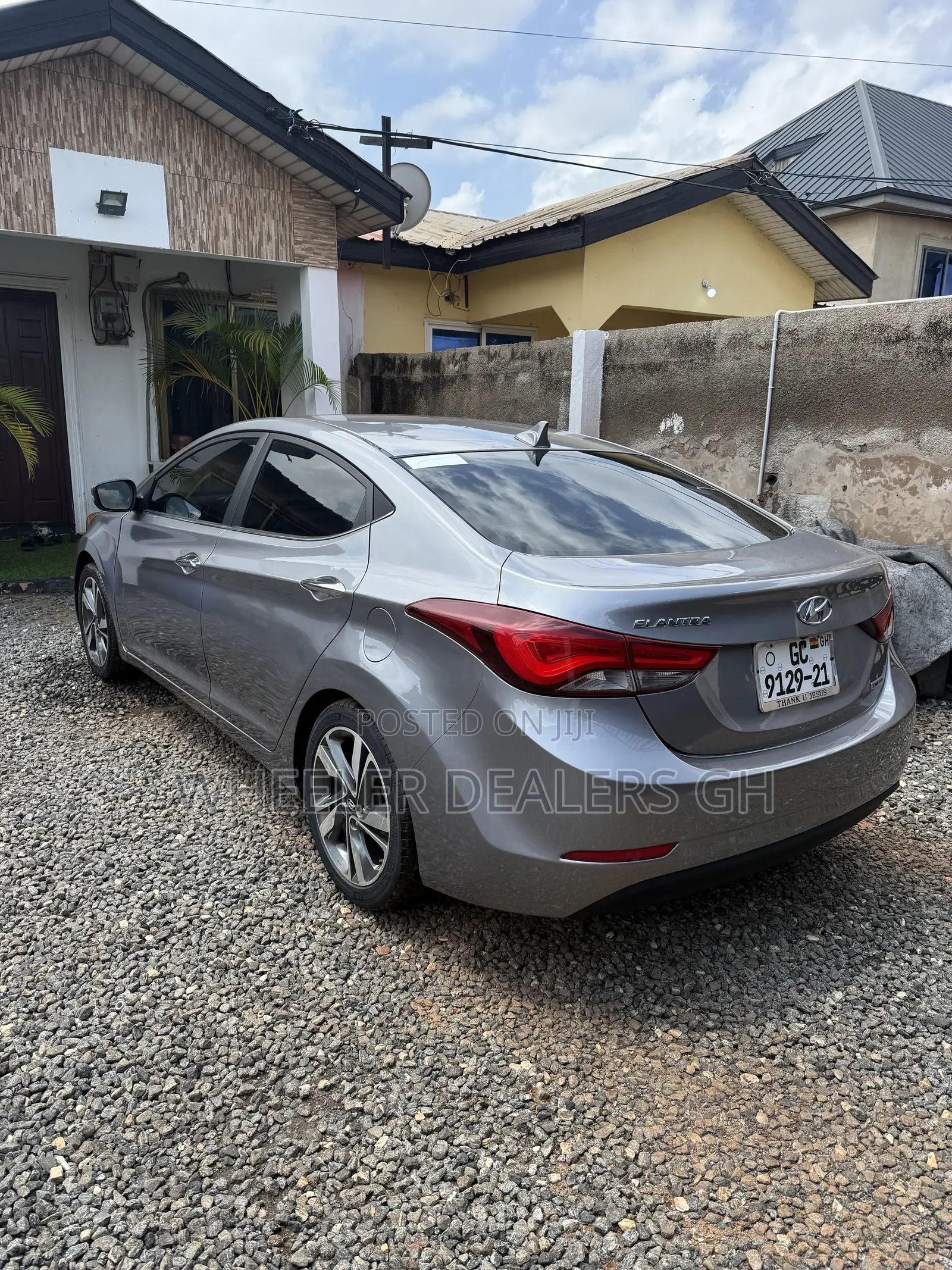 Hyundai Elantra Limited 4dr Sedan (1.8L 4cyl 6A) 2014 Gray
