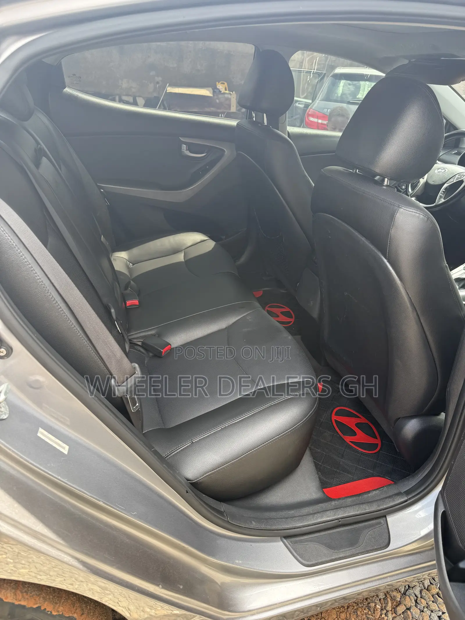 Hyundai Elantra Limited 4dr Sedan (1.8L 4cyl 6A) 2014 Gray