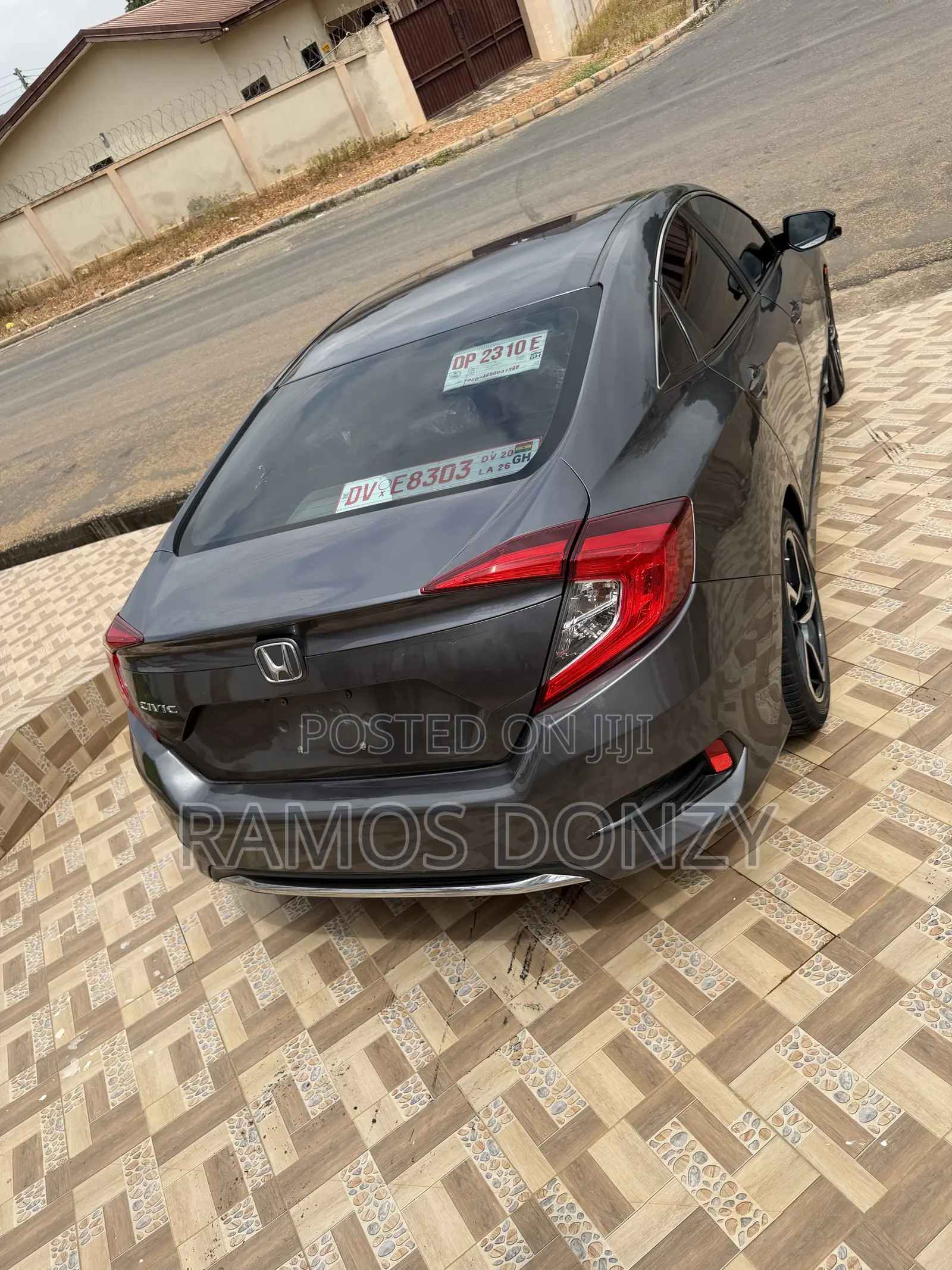 Honda Civic EX Sedan 2020 Gray
