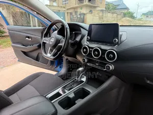Nissan Sentra SV 2022 Blue