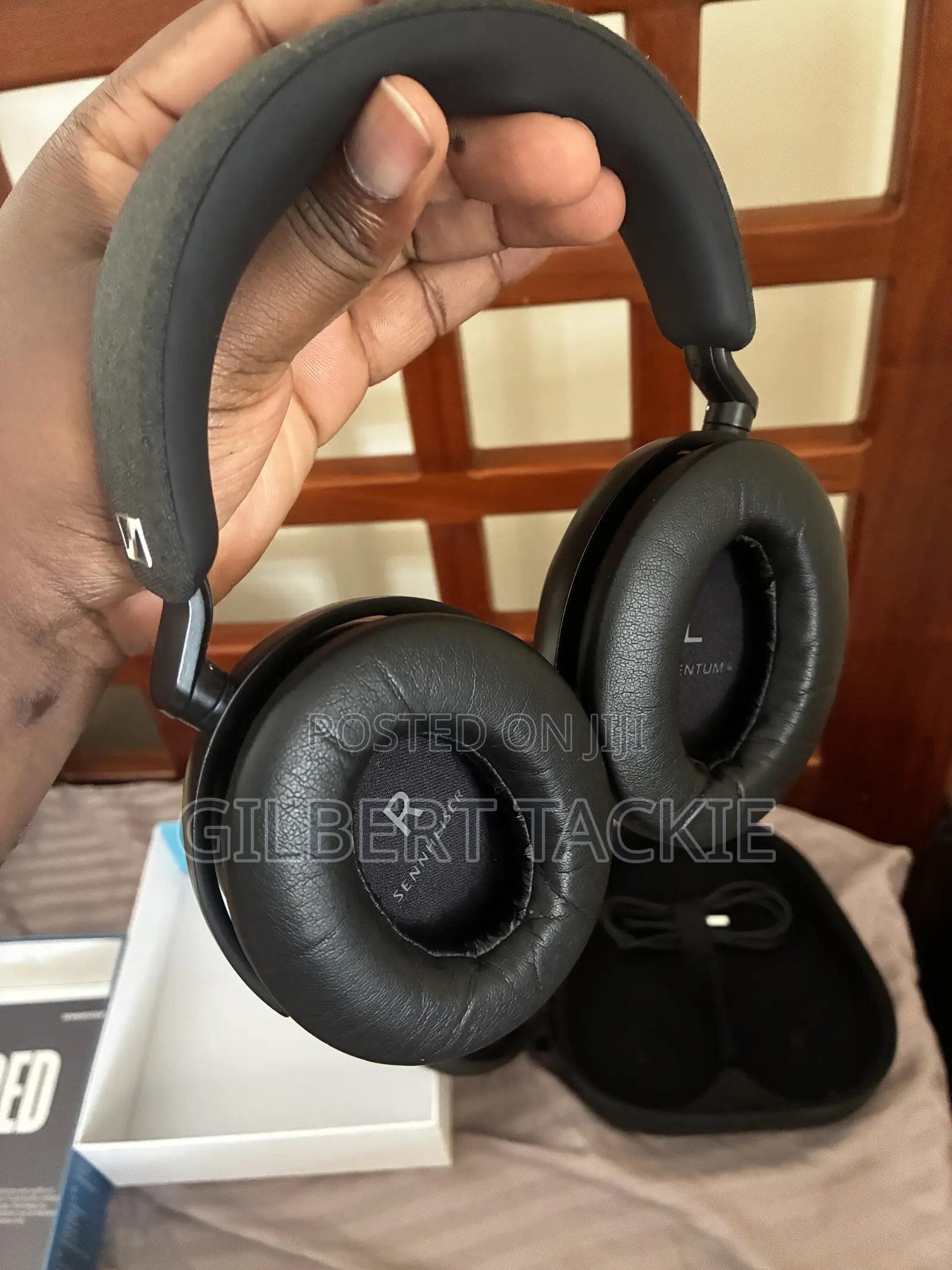 Sennheiser Momentum 4