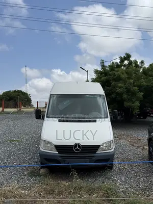 Mercedes-Benz Sprinter 2007 White