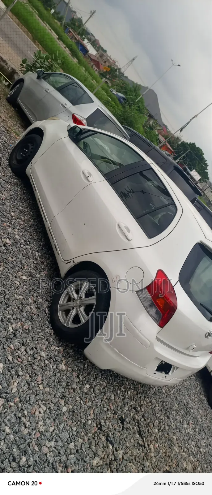 Toyota Vitz 2010 White