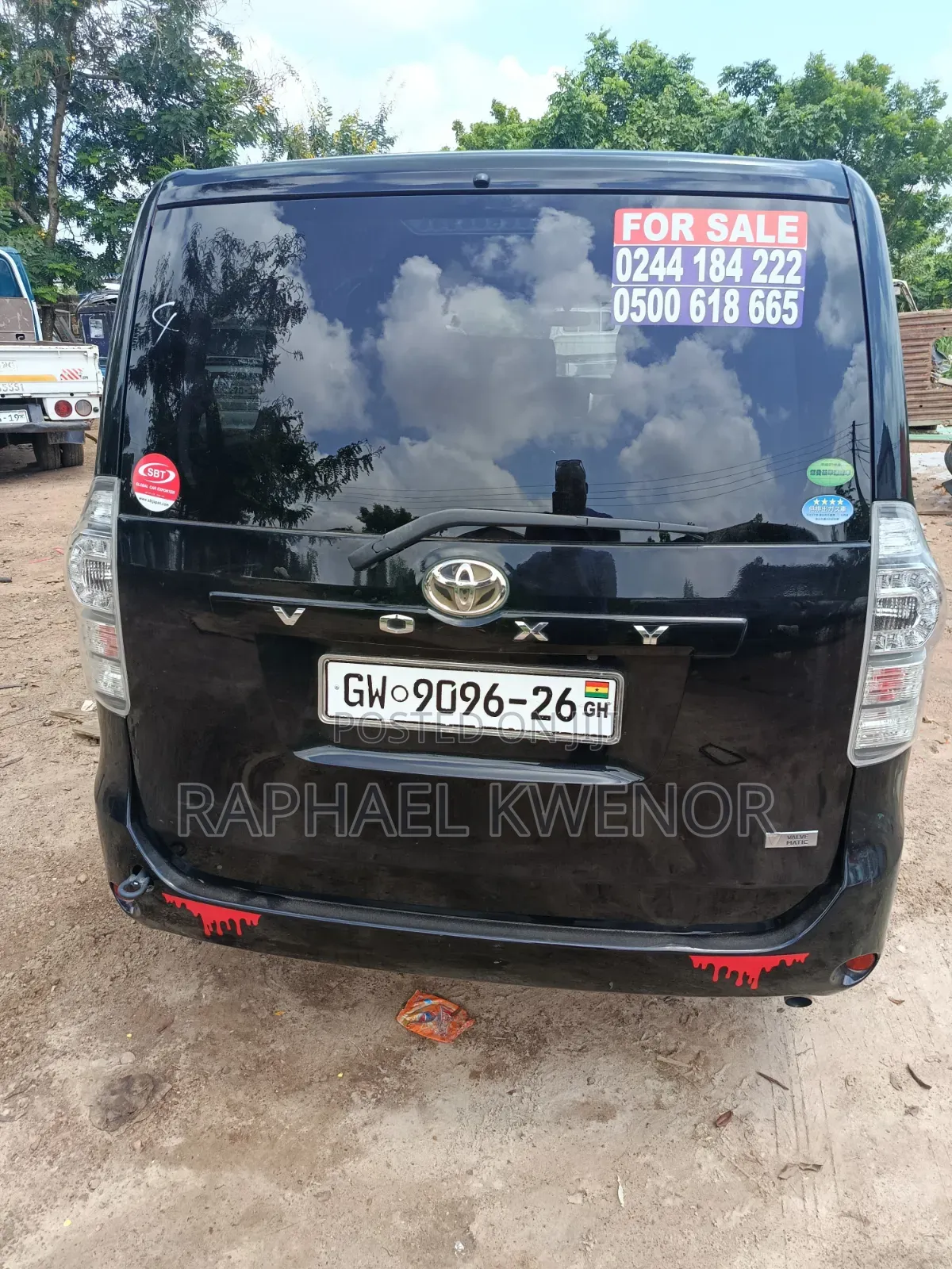 Toyota Voxy 2012 Black