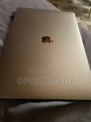 Laptop Apple MacBook Pro 16GB Intel Core i7 SSD 256GB