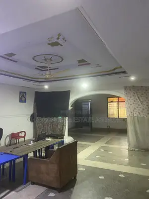 5bdrm House in Kasoa Amanfrom Top for rent