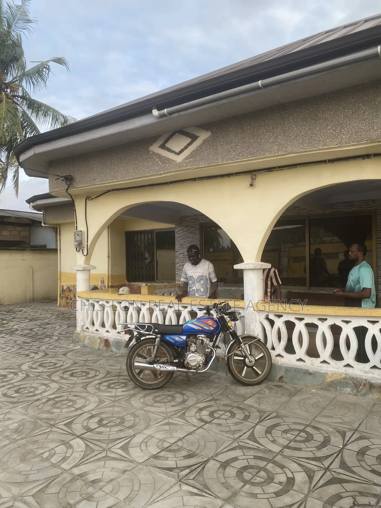 5bdrm House in Kasoa Amanfrom Top for rent