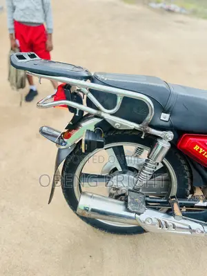Royal RY125 2025 Red