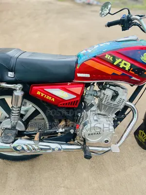 Royal RY125 2025 Red