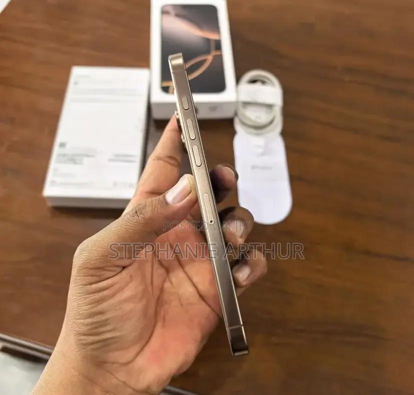 Apple iPhone 16 Pro Max 512 GB Gold