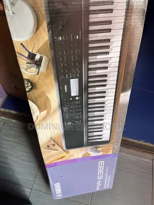 PSR E 383 Keyboard