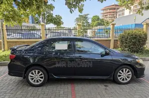 Toyota Corolla SE (1.8L 4cyl 2A) 2019 Black