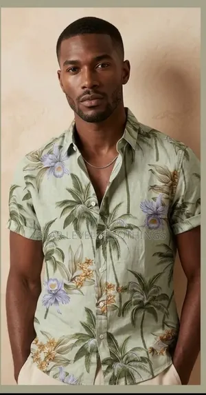 Gentlemen Design Short Sleeves Shirts Available for Men