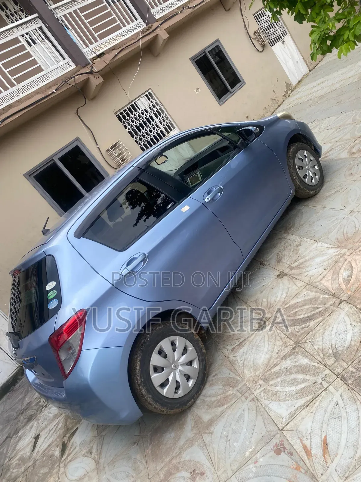 Toyota Vitz 1.0 FWD 3dr 2013 Blue