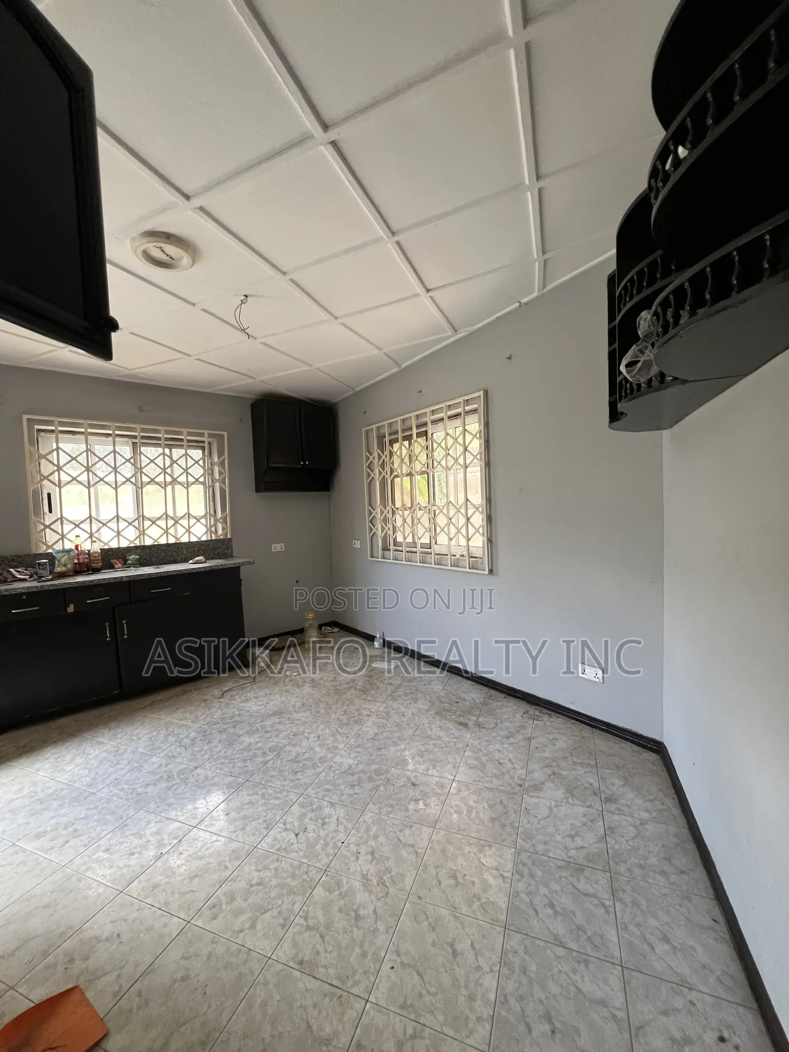 3bdrm House in Baatsona, Spintex for rent