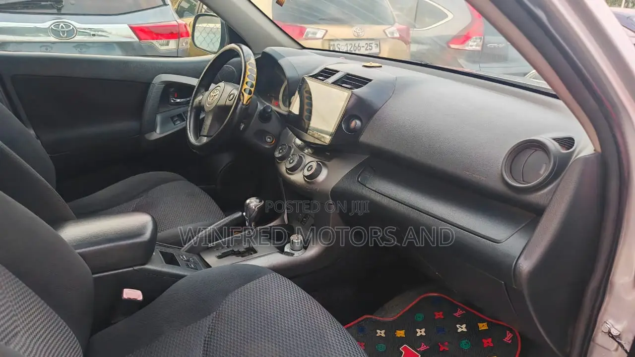Toyota RAV4 2.5 Limited 4x4 2011 Silver