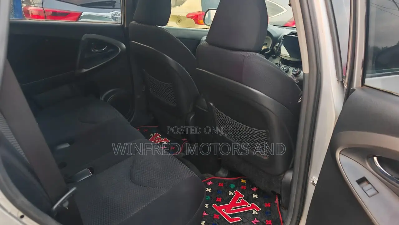 Toyota RAV4 2.5 Limited 4x4 2011 Silver