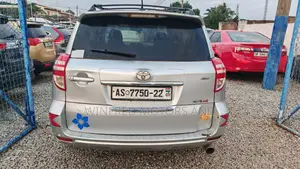 Toyota RAV4 2.5 Limited 4x4 2011 Silver