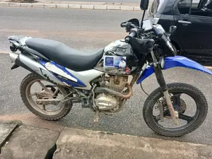 Royal Motorcycle 2024 White