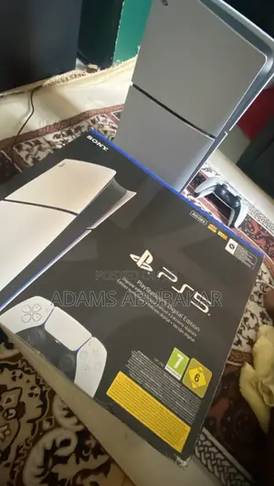 Play Station 5 Slim