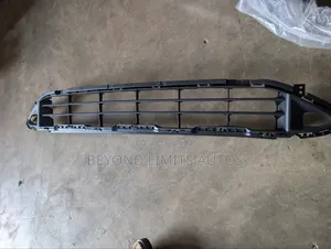 Nissan Rogue 2022,2023,2024,2025 Down Grille