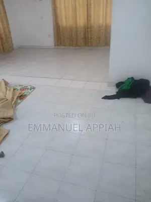 6bdrm House in Macathy Down, Accra Metropolitan for rent