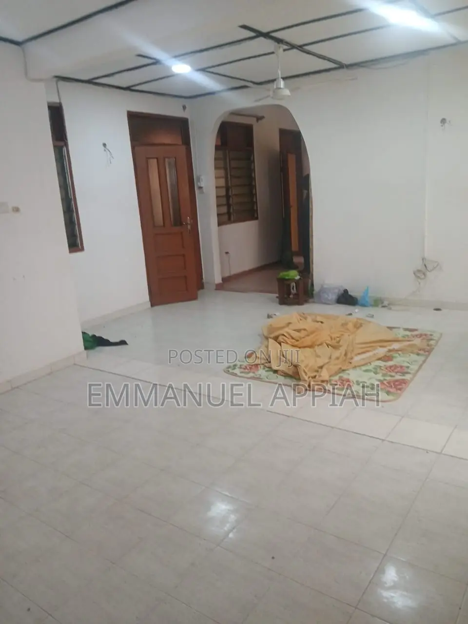 6bdrm House in Macathy Down, Accra Metropolitan for rent
