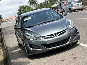 Hyundai Elantra 2016 Silver