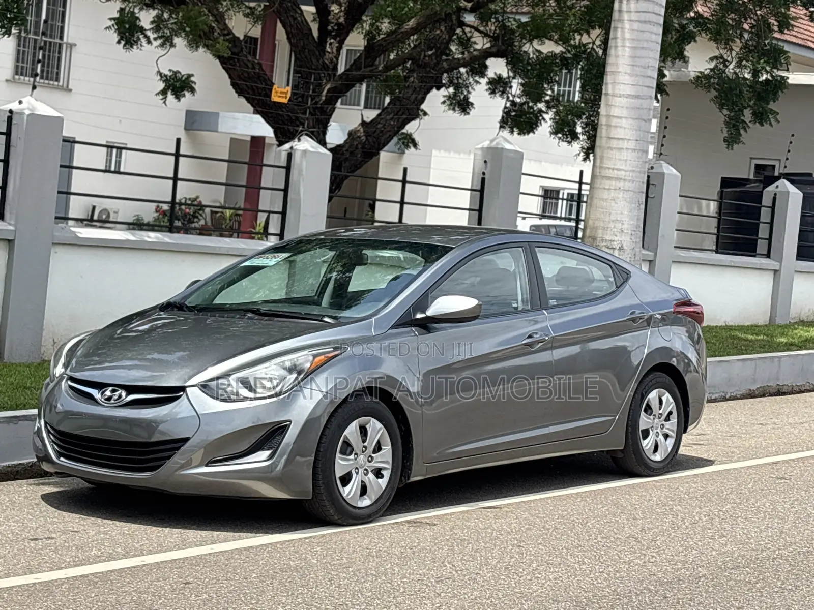 Hyundai Elantra 2016 Silver